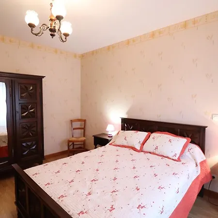 Maison Au Calme Avec Piscine Privee, Jardin Clos, Activites Nature Et Sites Touristiques A Proximite - Fr-1-742-327 * Saint-Santin-de-Maurs